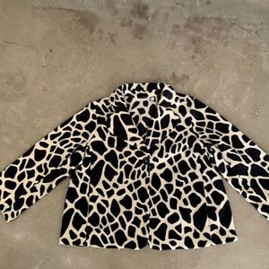 Leopard print jacket w pockets
